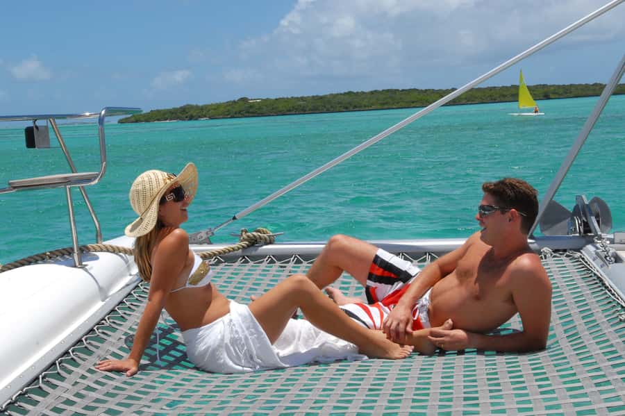 Private Catamaran Charter to Ile aux Cerfs - Setting out from Pointe Jerome