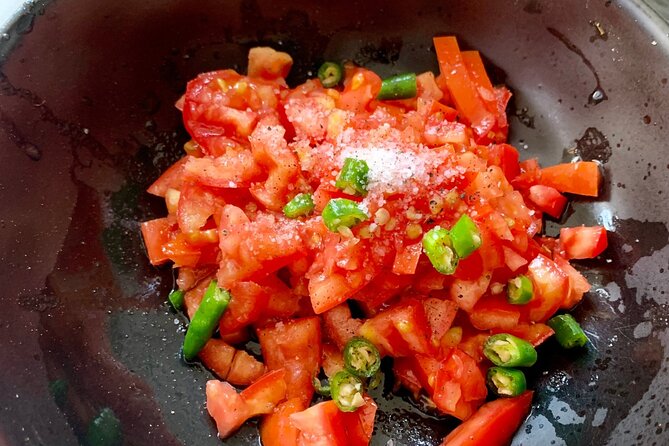 Private Cooking Class Experience with Farmers Market Visit - Two menus and a shared Mauritian meal