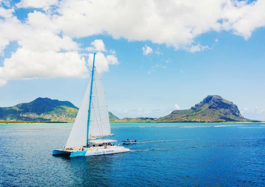 Southwest of Mauritius: Catamaran Cruise w/ Snorkeling - Who will enjoy this cruise most?