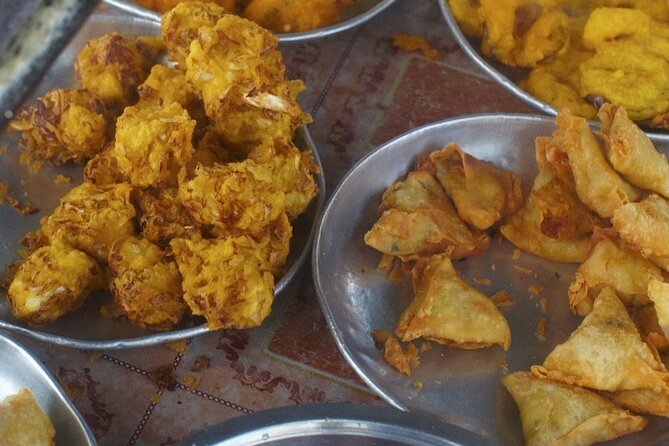 Street Food Private Tour in Port Louis - Finding the Tour at Caudan Waterfront