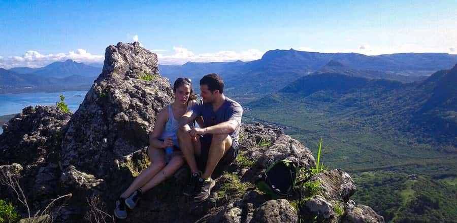 Sunrise hike at Le Morne Brabant with Local Guides (UNESCO) - Returning to Le Morne with the day ahead