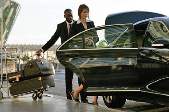 Taxi Mauritius Airport Private Taxi Shuttle Transfer - Finding Your Driver at Exit Gate 6