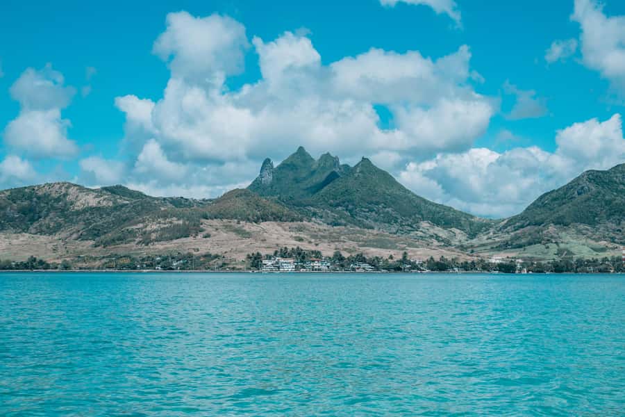 Trou D'Eau Douce: 5 island tour Mauritius with lunch/drinks - Île aux Aigrettes brings conservation into a beach day