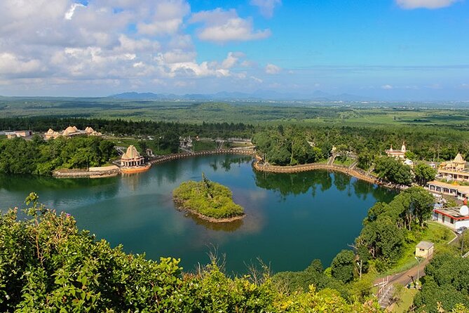 Wild South with Waterfalls & Rare Exotic Viewpoints with Lunch - A long day built for seeing Mauritius
